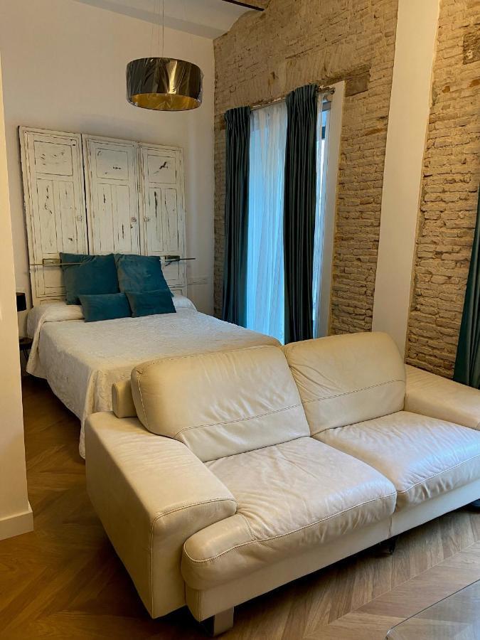 Casa Eneko Apartment Seville Ngoại thất bức ảnh